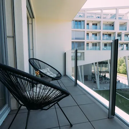 Stylish 110m2 Near Center Lägenhet Prag