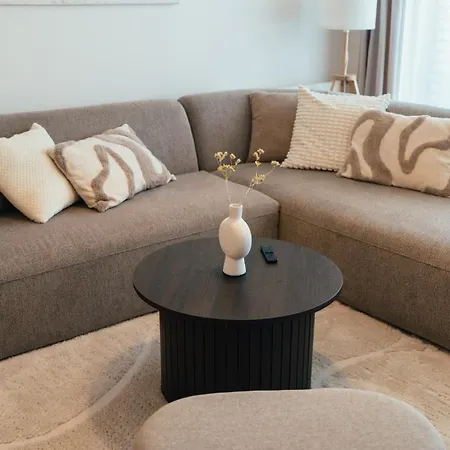 Stylish 110m2 Near Center *