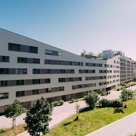 Stylish 110m2 Near Center