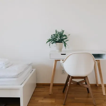 Stylish 110m2 Near Center * Prag